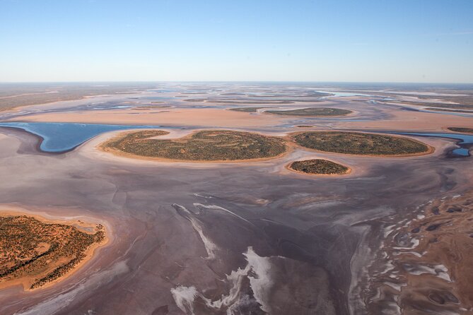 Scenic Plane Flight: Desert Explorer - Aerial Views of Iconic Landmarks