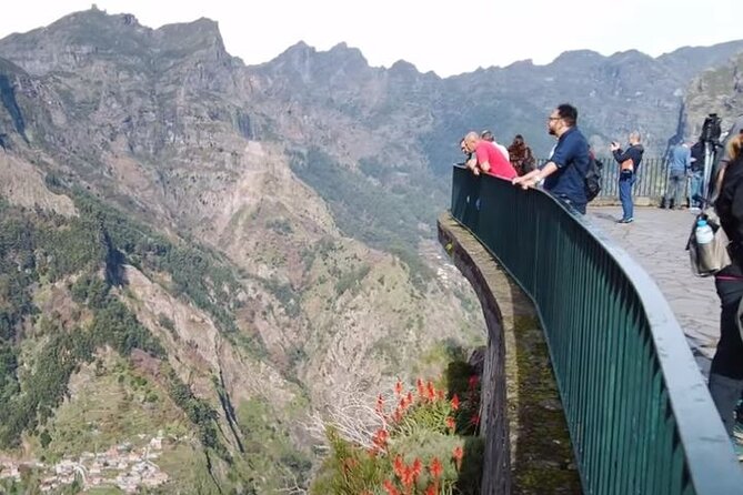 Scenic Route - Nuns Valley Tour - Village History and Culture