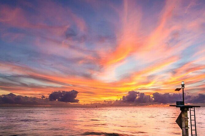 Scenic Sunset Cruise from Historic Johns Pass, Free Beer and Wine - A Detailed Look at the Sunset Cruise Experience
