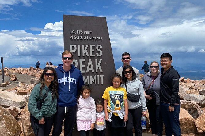 Scenic Tour of the Pikes Peak Highway - Knowledgeable Guides and Interpretive Information