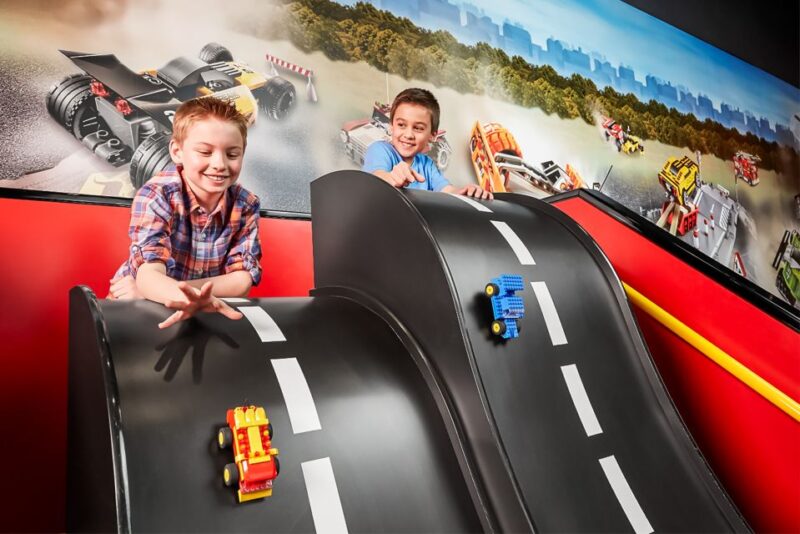 Scheveningen: LEGOLAND® Discovery Centre Entry Ticket - Ride and Cinema Experiences