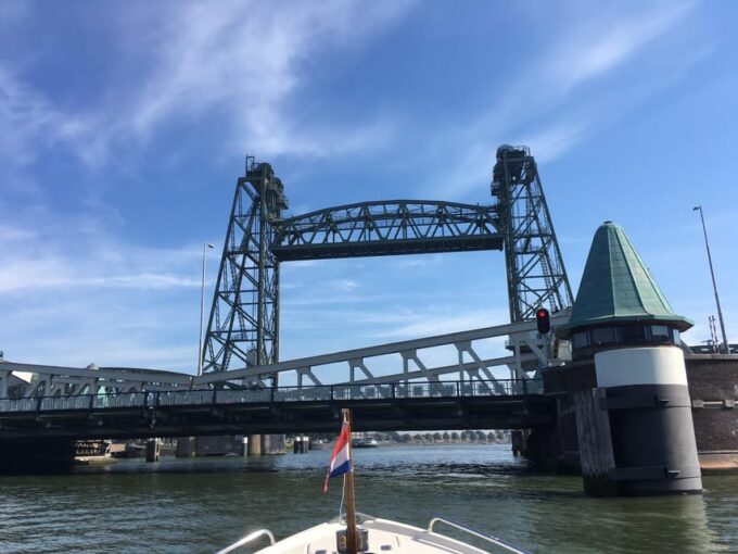 Schipluiden: Private Boat Tour to Rotterdam - Learn Areas History and Culture