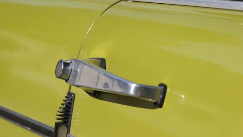 Schkeuditz: 4-Hour Vintage East German Trabant Rental - Customizable Destinations