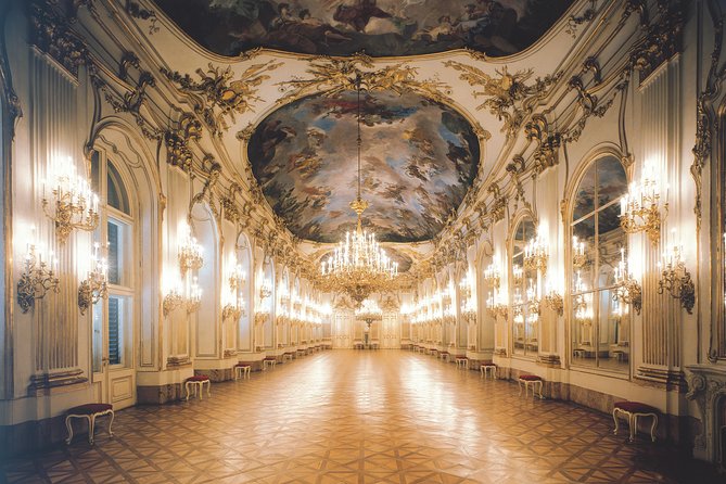 Schoenbrunn Palace Skip-The-Line and Vienna Highlights Private Tour - Discovering Viennas Iconic Landmarks