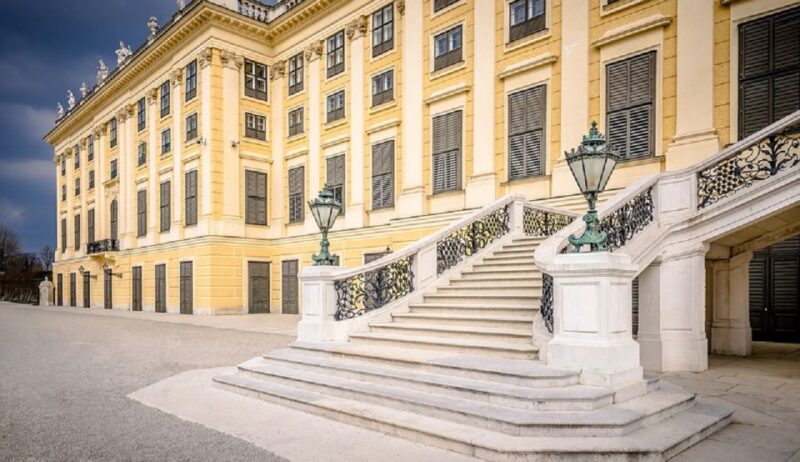 Schönbrunn Grand Tour: Private Skip-the-Line Walking Tour - Included in the Tour