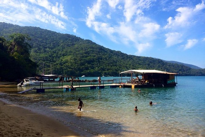Schooner Shuttle to Lopes Mendes From Vila Do Abraao - Food and Dining Options