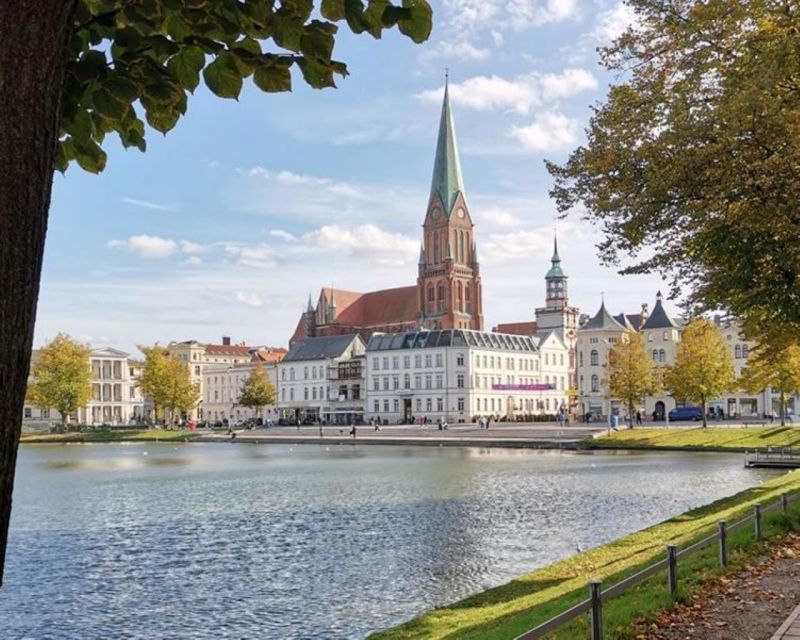 Schwerin: Crime Escape Game - Self-Guided Tour - Game Mechanics and Gameplay