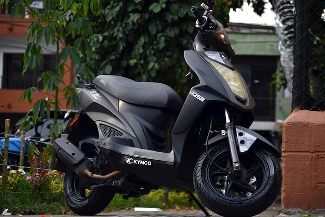 Scooter 125CC Motorcycle Rental in Medellin - Key Points