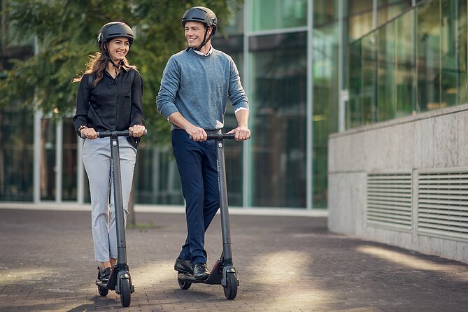 Scooter Rentals in Toronto - Included Equipment