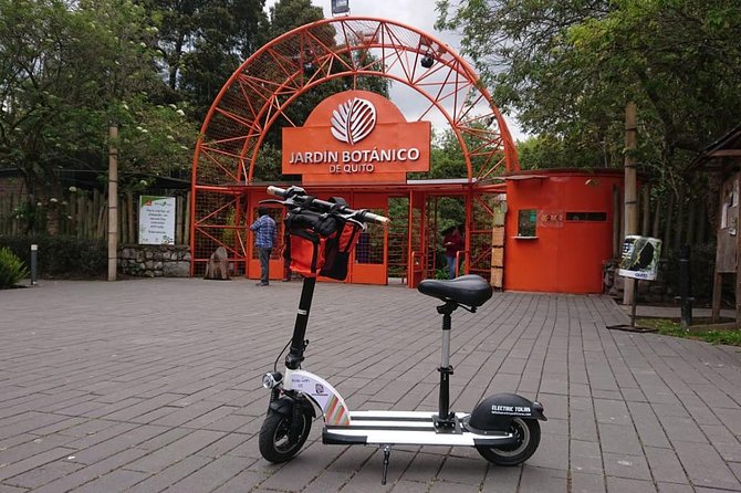 Scooter Tour Quito Colonial By Navel Expeditions - Tour Information
