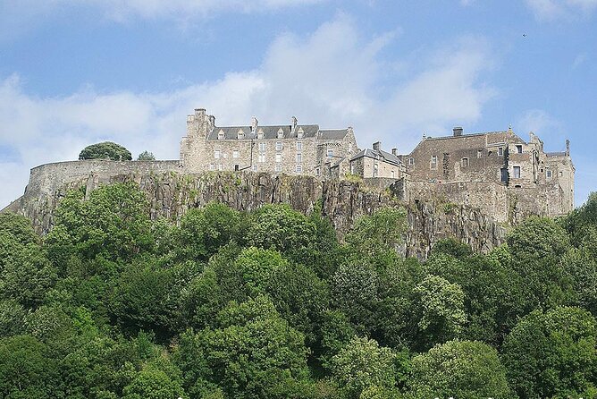 Scotlands Icons - the World Famous Kelpies and Stirling Castle - Iconic Attractions