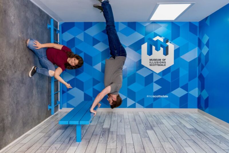 Scottsdale: Museum of Illusions Ticket at Arizona Boardwalk - Vision, Perception, and the Brain