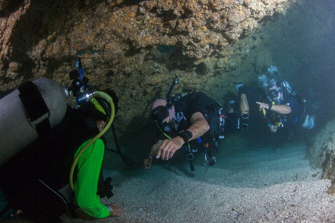 Scuba Diving Arcos or Marietas Vallarta Undersea - Safety Considerations