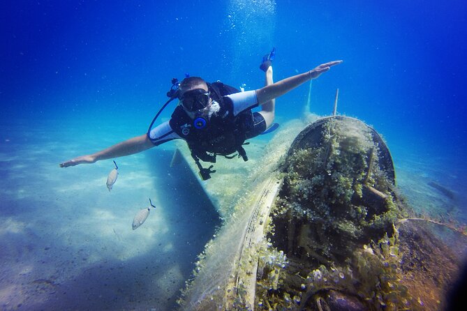 Scuba Diving in MIG-21 Wreck - Scuba Diving Equipment and Safety