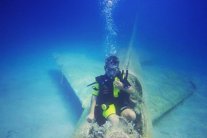 Scuba Diving in MIG-21 Wreck - Transportation and Meeting Information
