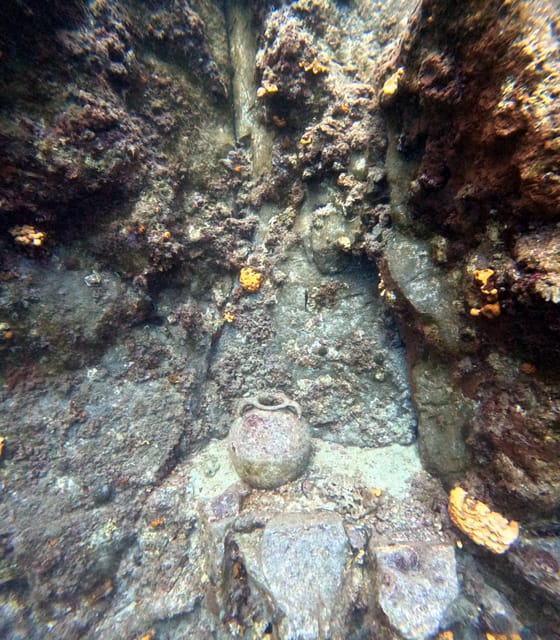 Scuba Diving in the Volcanic Caldera/shorelines of Santorini - Diving Experience