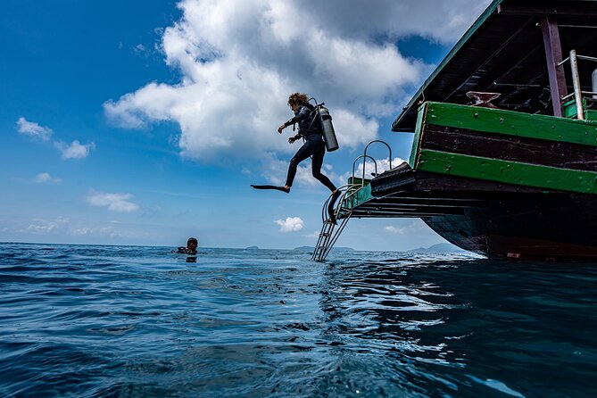 Scuba Diving Tour in Cham Island for Certified Divers or Beginners - Meeting and Pickup