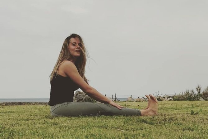 Sea Breeze Bliss: Rooftop Yoga Retreat - Key Points