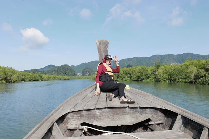 Sea Cave Kayaking at Khao Garos With Local Fishing and Crab Catching - Kayaking Experience