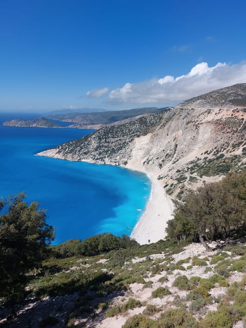 Sea Dream Tour: Melissani, Drogarati, Myrtos Beach - Acoustic Venue for Concerts