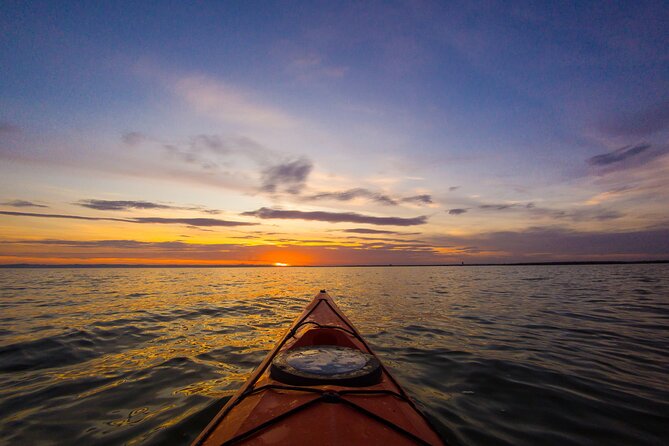 Sea Glass Island Kayak & Sunset Tour - Guides and Hospitality