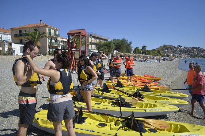 Sea Kayak in Astros - Meeting and End Points