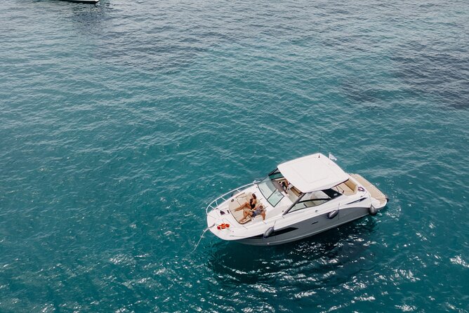 Sea Nomad/Private Luxury Yacht Full Day 3 Islands Cruise - Accessibility and Restrictions