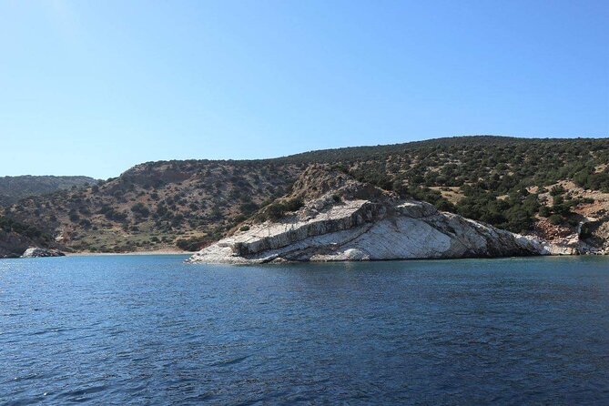 Sea Tour Blue Lagoon Southern Paros and Despotico From Parikia - Itinerary Highlights