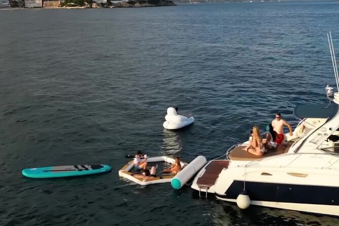 Sea Toys Yacht Adventure 4h Ticket Mondays - Getting Started
