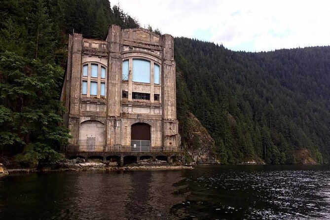 Sea Vancouver City and Waterfall Tour - Wildlife and Scenery