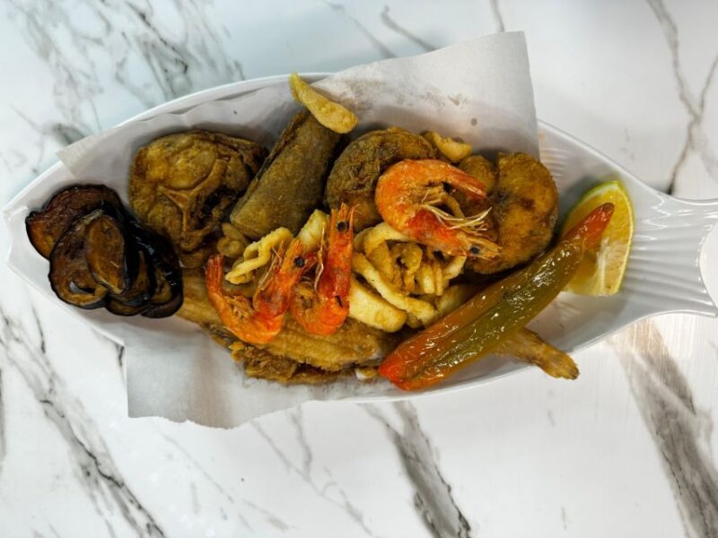 Seafood Restaurant for Lunch in Marrakech With Local - Emphasis on Freshness