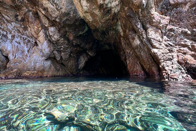 "Seas the Day!" Hop to iconic BVI islands and amazing snorkeling. - Snorkeling and Water Fun