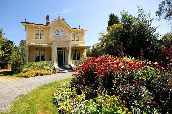 Seaside Homes and Gardens Tour - Inclusions