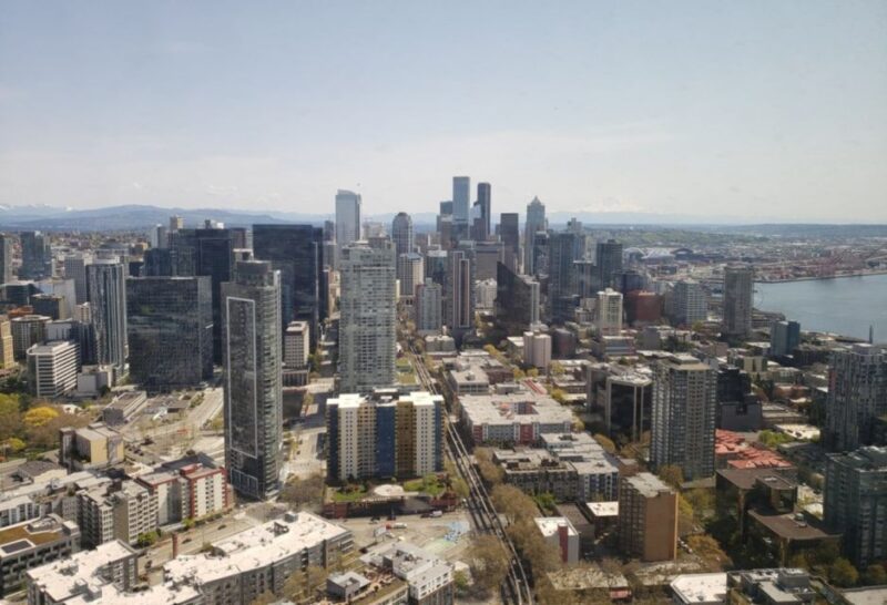 Seattle: City Walking Tour With Local Guide - Key Points