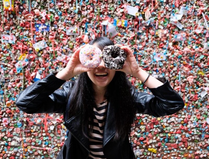 Seattle: Guided Holiday Donut Tour With Tastings - Tour Highlights