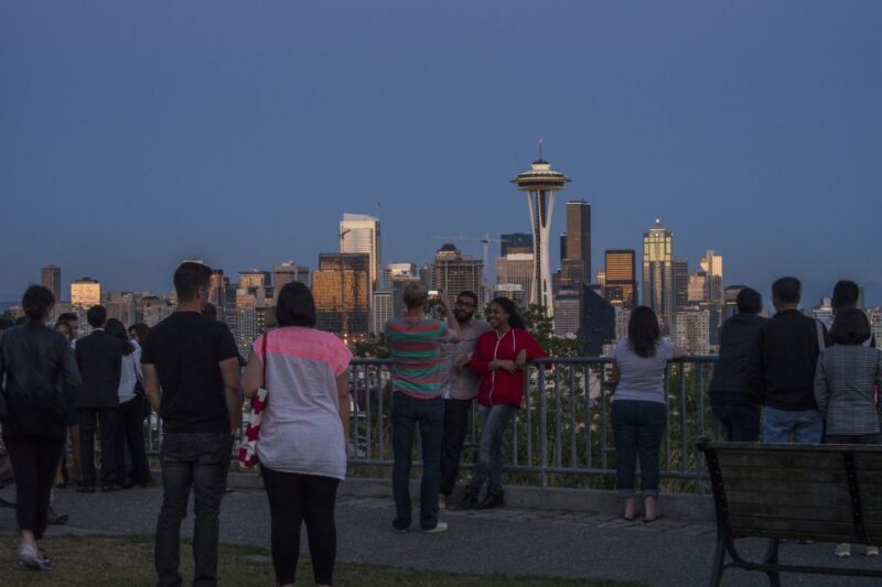 Seattle: Night Tour With Local Guide - Customer Feedback