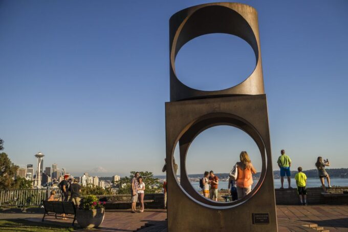 Seattle: Night Tour With Local Guide - Frequently Asked Questions