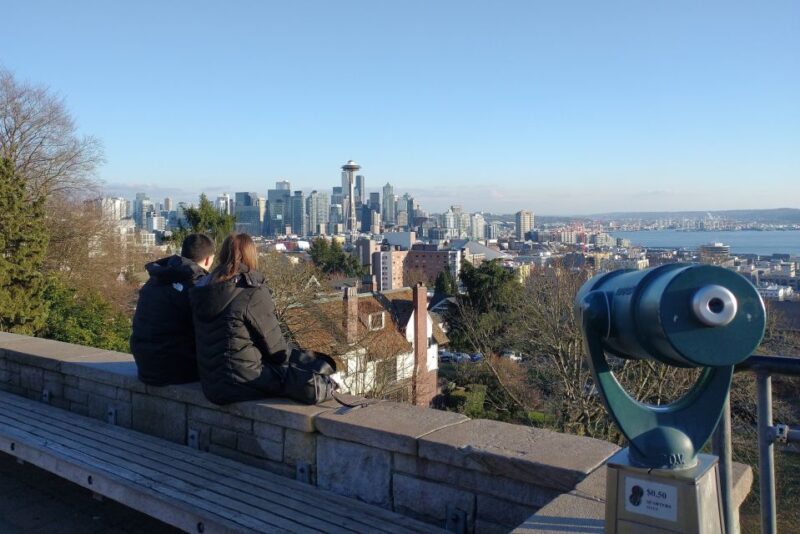 Seattle: Sightseeing Bus Tour With the Ballard Locks - Getting to the Tour