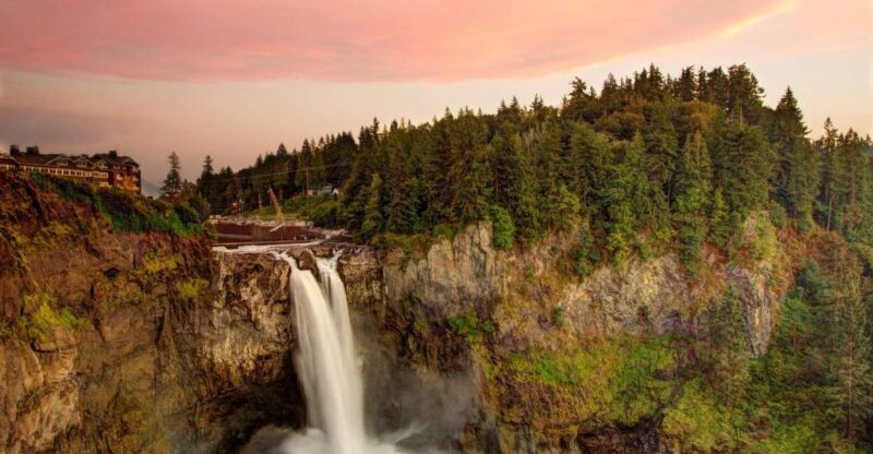 Seattle/Tukwila: Snoqualmie Falls and Leavenworth Day Trip - Highlights and Experiences