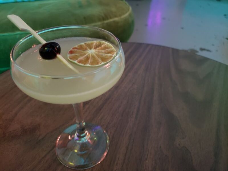 Seattle: Walking Tour With Craft Cocktails & Spirits Tasting - Inclusions and Exclusions