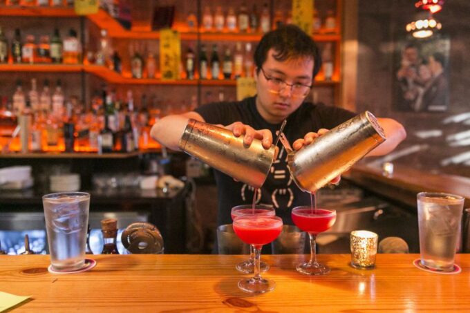 Seattle: Walking Tour With Craft Cocktails & Spirits Tasting - Customer Reviews