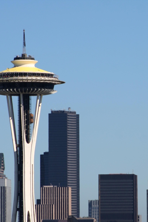 Seattle's Romantic Rendezvous: A Journey of Love - Key Points