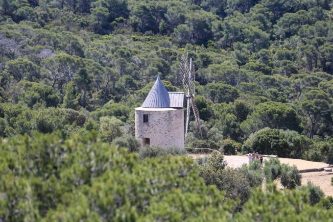 SEAYOU ESCAPE Porquerolles: Semi-Rigid Excursion ODYSSEY - Crossing to Porquerolles