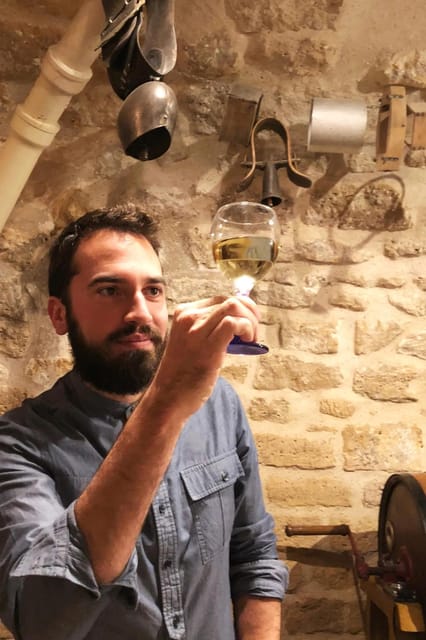 Secret 17TH Cellar Cheese & Wine Tasting in Paris - Location and Meeting Point