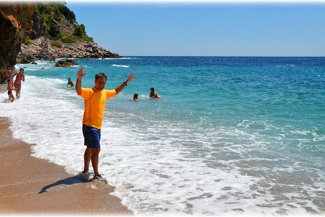 Secret Beach and the Bay of Abandoned Hotels in Dubrovnik - Meeting Point and Parking