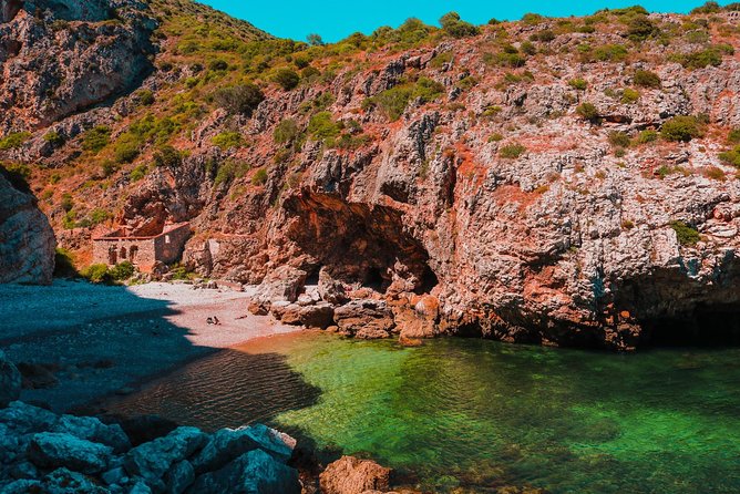 Secret Beaches of Arrábida and Caves - Meeting and Pickup Details