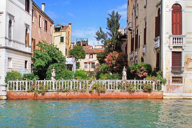 Secret Gardens of Venice Walking Tour - Inclusions