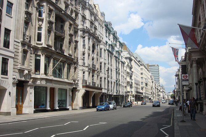 Secret London: an Audio Tour About the Heritage of the Citys Russian Immigrants - Exploring the Cathedrals History