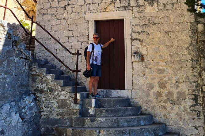 Secret Marjan Park Hiking Tour in Split - Meeting and Logistics