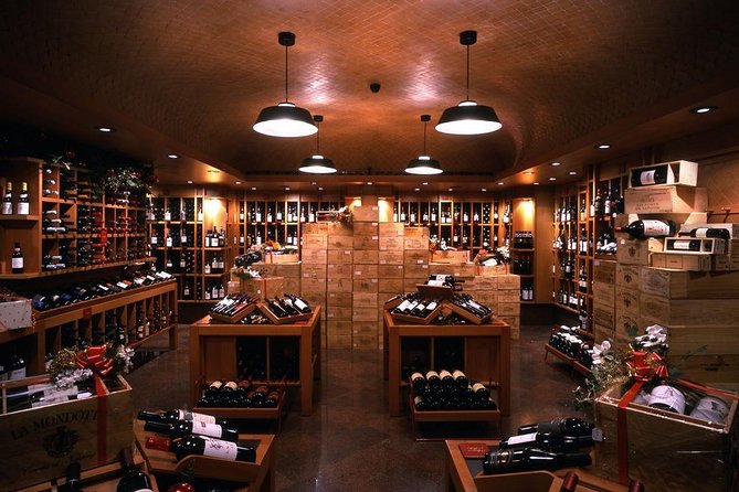 Secret Milan Tour & Appetizer With Its Delicatessen - Guided Sightseeing Tour
